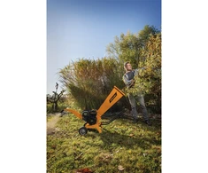 Riwall PRO RPS 7058 Gas-Powered Wood Chipper