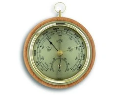 TFA 45.1000.05 - Barometer with thermometer 108 mm for hanging - beech