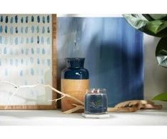 Yankee Candle Aromatinė žvakė Signature glass medium Bayside Cedar 368 g