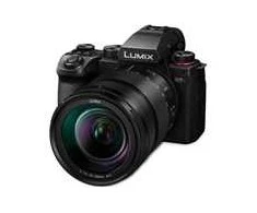 Panasonic Lumix S5 II + 24-105 F4