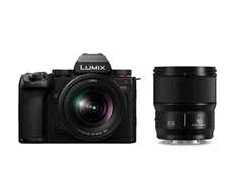 Panasonic Lumix S5 II + 20-60mm + 50mm F1.8