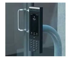 „UBIQUITI G3“ domofono terminalas, skirtas gyvenamųjų ir komercinių pastatų įėjimo užklausoms valdyti su „TOUCH PASS“ palaikymu.