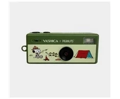 YASHICA Funtastic Keychain Camera (Snoopy's Summit)