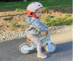 Balansinis dviratukas šviesiai žalias plastikinis vaikams Milly Mally
