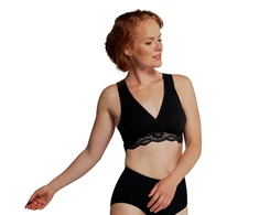 Carriwell nėriniais puošta liemenėlė maitinančioms (juoda) / Organic Crossover Nursing Bra