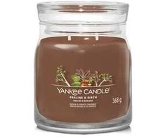 Yankee Candle Aromatinė žvakė Signature glass medium Praline - Beržas 368 g