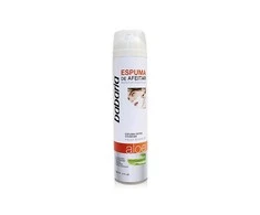 "Babaria Aloe Vera" skutimosi putos jautriai odai 300ml