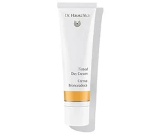 "Dr. Hauschka" atspalvį suvienodinantis veido kremas 30ml