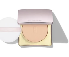 Elizabeth Arden Arden Maq pudra „Flowless Finish Skincar“.