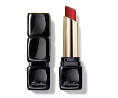 Guerlain Kiss Kiss Tender Matte Matiniai lūpų dažai, spalva - 910 Wanted Red