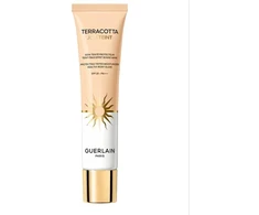 „Guerlain Terracotta Joli Teint“ apsauginis dažų lakas, 05-Pearl, 30 ml
