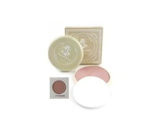 Maderas De Oriente Kreminė pudra 02 Trigueño