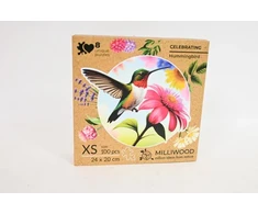 Alexander Milliwood švenčia Hummingbird 50813