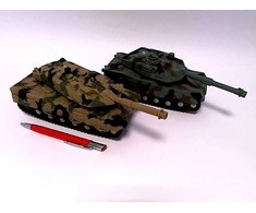 Hipo Hippo Tank 18cm šviesos garsas. p8 (HAT07)