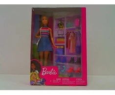 Mattel Barbė su 11 aksesuarų FVJ42