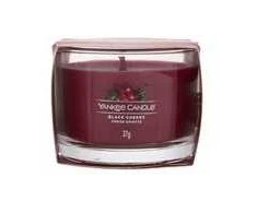 Yankee Candle Juodas Cherry Scented Candle kvapni žvakė, 623 ml