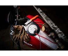 Tactical Base Plug Dual 40W Baltas tinklo įkroviklis