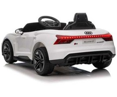 Vaikiškas elektromobilis MUKUTISRIDES Audi RS E-Tron GT (baltas, vienvietis)