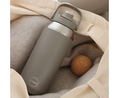 AYA&amp;IDA Nerūdijančio plieno sportinė gertuvė 'Driftwood' - 950 ml