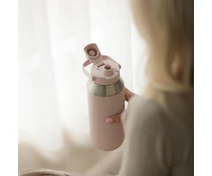 AYA&amp;IDA Nerūdijančio plieno sportinė gertuvė 'Soft Rose' - 950 ml