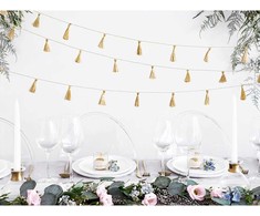 PartyDeco Siūlų kutų girlianda auksinė 1,9m