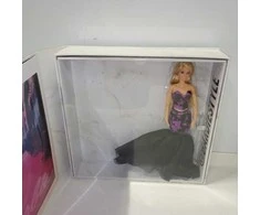 Ecost prekė po grąžinimo Barbiestyle mados studija ir lėlių rinkinys su kosmetine, mada ir aksesuara (Atnaujinta)