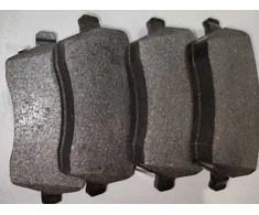 Ecost prekė po grąžinimo Brembo P56086 Front Disc Brake Pad - Set of 4 (Atnaujinta)