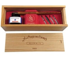 Ecost prekė po grąžinimo Herbin 27016T - A wooden box '' Sapphire eclat '' Compret a wooden puck, 5 (Atnaujinta)