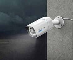 Reolink | 4K išmanioji PoE kamera su prožektoriumi ir spalvotu naktiniu matymu | P430 | Kulka | 8 MP | 2,7-13,5 mm | IP67 | H.265 | Micro SD, maks. 256 GB