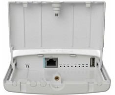 Maršrutizatorius Mikrotik NetBox 5 kirvis | Prieigos taškas | L11UG-5HaxD-NB, WiFi6, 1x RJ45 1000Mb/s, USB, IP54