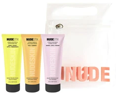 Trijų žingsnių citrusinių vaisių atsinaujinimo rinkinys „Nudestix“: „Lemon-Aid Detox &amp; Glow“ be parabenų šveičiamasis losjonas nuo papilkėjimo, 20 ml + „Nudeskin Citrus-C“ drėkinamoji kreminė veido kaukė, 20 ml + „Nudeskin Citrus“ valomasis balzamas veidui, 20 ml