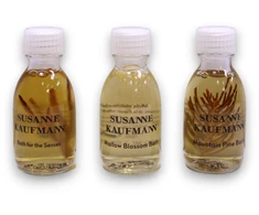 Bath Trio Set Susanne Kaufmann: Body Care Bath For The Senses maitininantis Bath Oil, 30 ml + Body Care Bath Mountain Pine Relaxing Bath Oil, 30 ml + Body Care Bath Mallow Blossom maitininantis Vonios putos, 30 ml