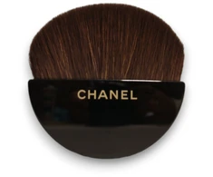 „Chanel Les Beiges Healthy Glow Glow“ skaistalų kompaktinė pudra N 70, 12 g
