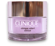 „Clinique Smart Clinical Resculpting“ kreminis veidui, 30 ml