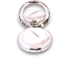 MAC Lightful C+ Compact Foundation Extra Light Rose SPF 50, 12 g