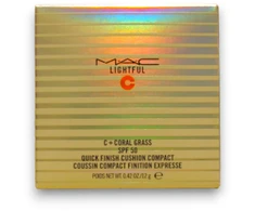 MAC Lightful C+ kompaktiškas makiažo pagrindas „Light Plus Rose“ SPF 50, 12 g