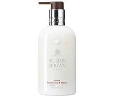 Molton Brown šventinis drėkinamasis rankų losjonas su smilkalais ir kvapiaisiais pipirais, 300 ml