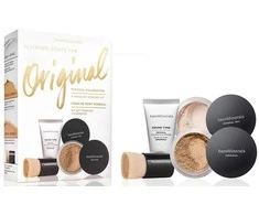 „Bare Minerals“ – niekas neprilygsta originaliam rinkiniui: „BareMinerals“ fiksuojamoji pudra + „Mineral Veil“ matinis atspalvis – biri fiksuojamoji pudra su „Golden Tan“, 2 g + originalus skystas makiažo pagrindas su SPF 15, 2 g + „Prime Time“ vitamino E „Smooth Wear Foundation Primer“ su „Golden Tan“, 15 ml