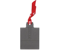 Prada, Luna Rossa Carbon, Card