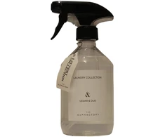 The Olphactory „Olphactory“ kedro ir agarmedžio kvapo drabužių gaiviklis, 500 ml