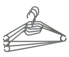 Plastikinės pakabos drabužiams Sauber 3vnt
