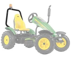 „Berg Go -Karts“ ritininės juostos juostos galvos apdangalas