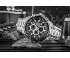 Casio Vyriškas Laikrodis EF-539D-1AVEF - Vandenį atstojantis, juodas ciferblatas