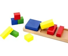 Medinė galvosūkio viga matematiniai blokai yra 11 elementų frakcijos