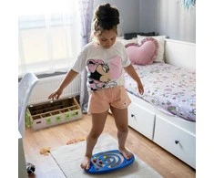 Viga Balansavimo lenta su labirintu