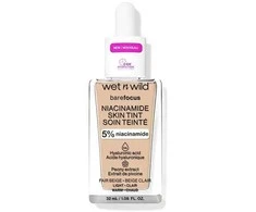 Wet n Wild Bare Focus Niacinamido odos atspalvio makiažas