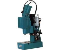 Alkūninis pneumatinis presas Mäder LK1000/S3 HV