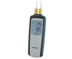 Dviejų kanalų temperatūros matuoklis TT-630