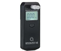 Alkotesteris BACscan F-45 su elektrocheminiu platinos jutikliu LT