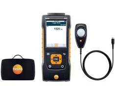 Matuoklis Testo 440 su apšvietimo matavimo jutikliu / 0563 4402